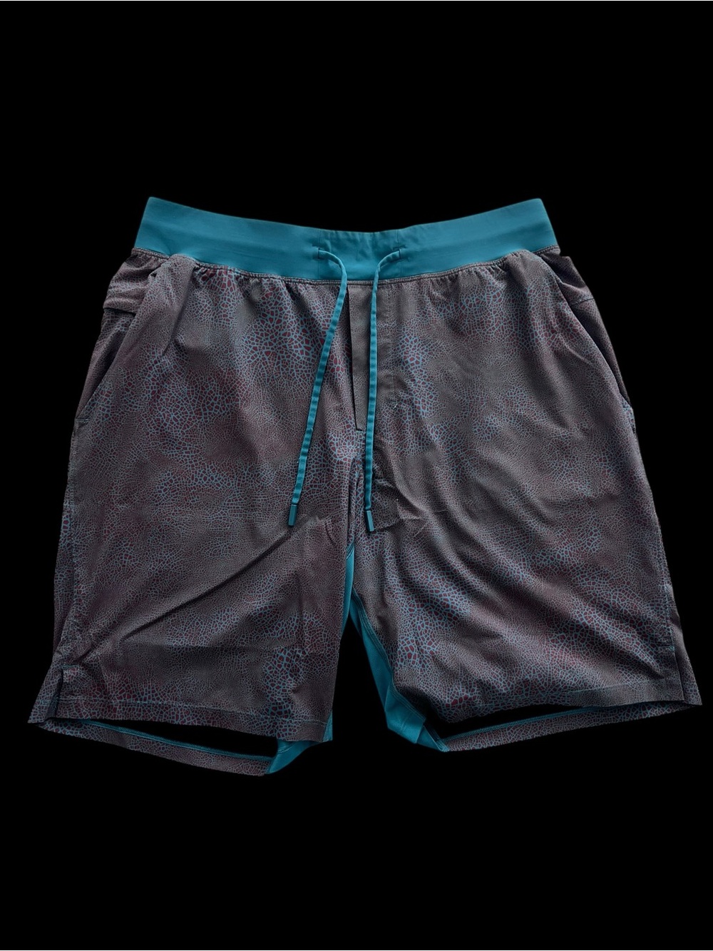 Lululemon Pace Breaker Linerless Shorts Men’s M Rare Geometric Print 9” Inseam